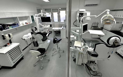 The Dentalist Dr. Morhaf Magánpraxis Modern Fogászat 13. kerület
