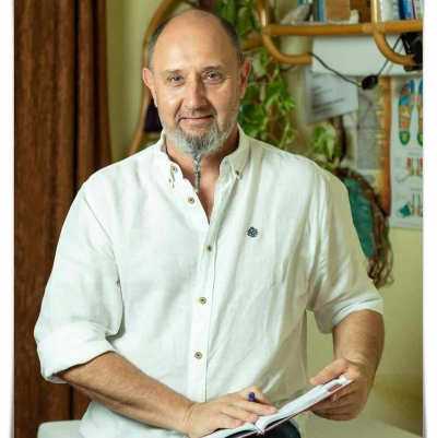 Zimány Tamás természetgyógyász, reflexológus, masszázsterapeuta